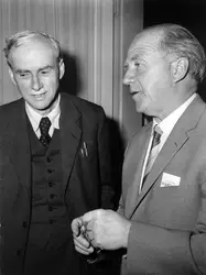 Paul Dirac et Werner Heisenberg - crédits : Hulton Archive/ Getty Images