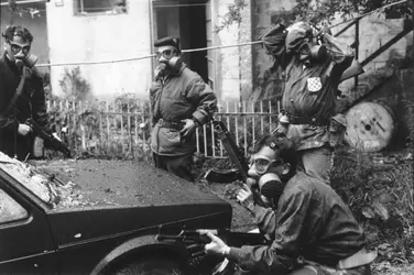 Soldats bosniaques - crédits : Kevin Weaver/ Getty Images