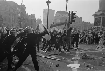 Contre la <it>poll tax</it> - crédits : Steve Eason/ Hulton Archive/ Getty Images