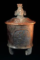 Cylindre à trépied, art maya - crédits : F. Guénet/ AKG-images