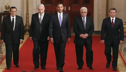 Benyamin Nétanyahou, Barack Obama et Mahmoud Abbas, 2009 - crédits : Universal History Archive/ UIG/ Getty images