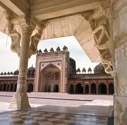 Mosquée de Fatehpur Sikri, art moghol - crédits : Werner Forman/ Universal Images Group/ Getty Images