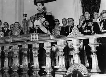 Muhammad Reza Pahlavi, 1953 - crédits : Keystone/ Getty Images