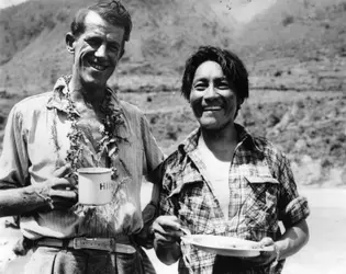 Edmund Hillary et Tenzing Norgay, 1 - crédits : Keystone/ Hulton Archive/ Getty Images