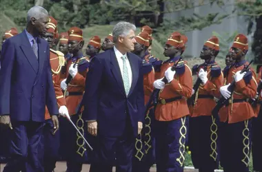 Abdou Diouf et Bill Clinton à Dakar, 1998 - crédits : Cynthia Johnson/ The LIFE Images Collection/ Getty Images