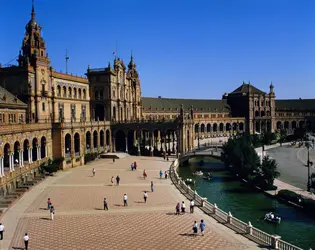 Place d'Espagne, à Séville - crédits : Olivier Benn/ Getty Images