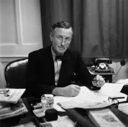 Ian Fleming - crédits : Express/ Getty Images