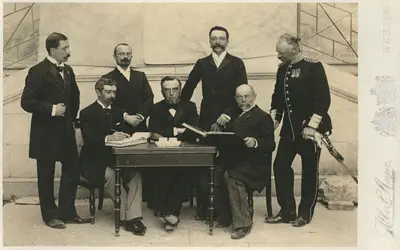 Pierre de Coubertin et les membres du CIO - crédits : Albert Meyer/ Fine Art Images/ Heritage Images/ Getty Images