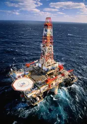 Pétrole offshore - crédits : Keith Wood/ The Image Bank/ Getty Images