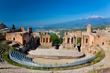 Taormina : le théâtre grec - crédits : Peter Adams/ Stone/ Getty Images