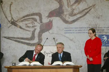 Hongrie: signature du traité d'adhésion à l'Union européenne, 2003 - crédits : Communauté européenne, 2008
