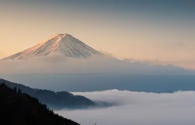 Mont Fuji ou Fuji-Yama, Japon - crédits : WorldWide/ Shutterstock