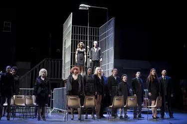 <em>L'Opéra de quat'sous</em> de B. Brecht, mise en scène de Laurent Pelly - crédits : Raphael Gaillarde/ Gamma-Rapho/ Getty Images