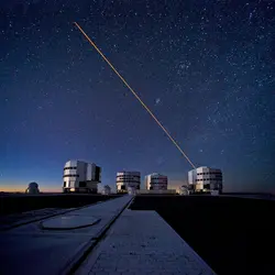 VLT (Very Large Telescope) - crédits : Serge Brunier/ ESO