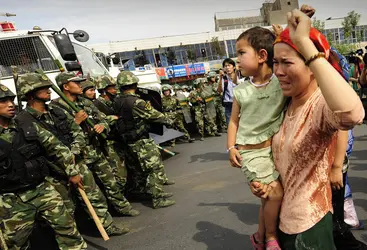 Manifestations de Ouïgours au Xinjiang, Chine, 2009 - crédits : Peter Parks/ AFP
