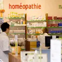 L’homéopathie en pharmacie - crédits : B. Boissonnet/ BSIP