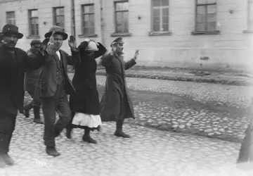 Prisonniers finlandais - crédits : General Photographic Agency/ Hulton Archive/ Getty Images