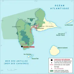 Guadeloupe [France] : carte administrative - crédits : Encyclopædia Universalis France