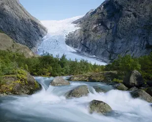 Glacier de Briksdal, Norvège - crédits : Gavin Hellier / robertharding/ Getty Images