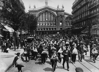 Mobilisation générale en France, 1914 - crédits : Hulton Archive/ Getty Images