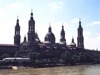 Basilique de Nuestra Señora del Pilar, Saragosse - crédits :  Bridgeman Images 