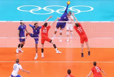 Finale du tournoi de volley-ball des jeux Olympiques de Tōkyō 2020 : France-Comité olympique russe - crédits : Chris Graythen / Getty Images Sport/ AFP