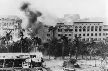 Prise de Manille par les Américains (février 1945) - crédits : Keystone/ Hulton Archive/ Getty Images