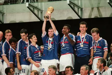 Zinédine Zidane et les Bleus champions du monde - crédits : Thierry Orban/ Sygma/ Getty Images