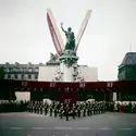 Charles de Gaulle, place de la République, en 1958 - crédits : Daniele Darolle/ Sygma/ Getty Images