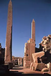 Obélisques de Thoutmosis I<sup>er</sup> et de Hatchepsout à Karnak, Égypte - crédits :  Bridgeman Images 