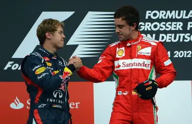 Sebastian Vettel et Fernando Alonso, 2012 - crédits : Lars Baron/ Getty Images Sport/ AFP