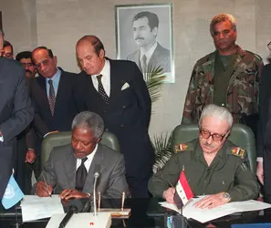 Accord entre l’Irak et l’O.N.U., 23 février 1998 - crédits : INA/ AFP