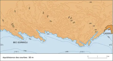 Côte à calanques - crédits : Encyclopædia Universalis France