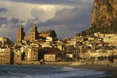 Cefalù, Italie - crédits : H. Champollion/ AKG-images